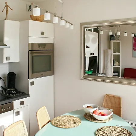Stylish Flat In The Vosges With Terrace Overlooking The Mountains, Clo Apartment